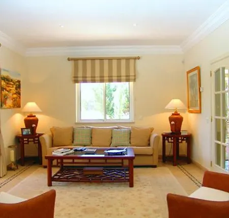 Sleeps 8 Pool Air Con Wifi Villa *